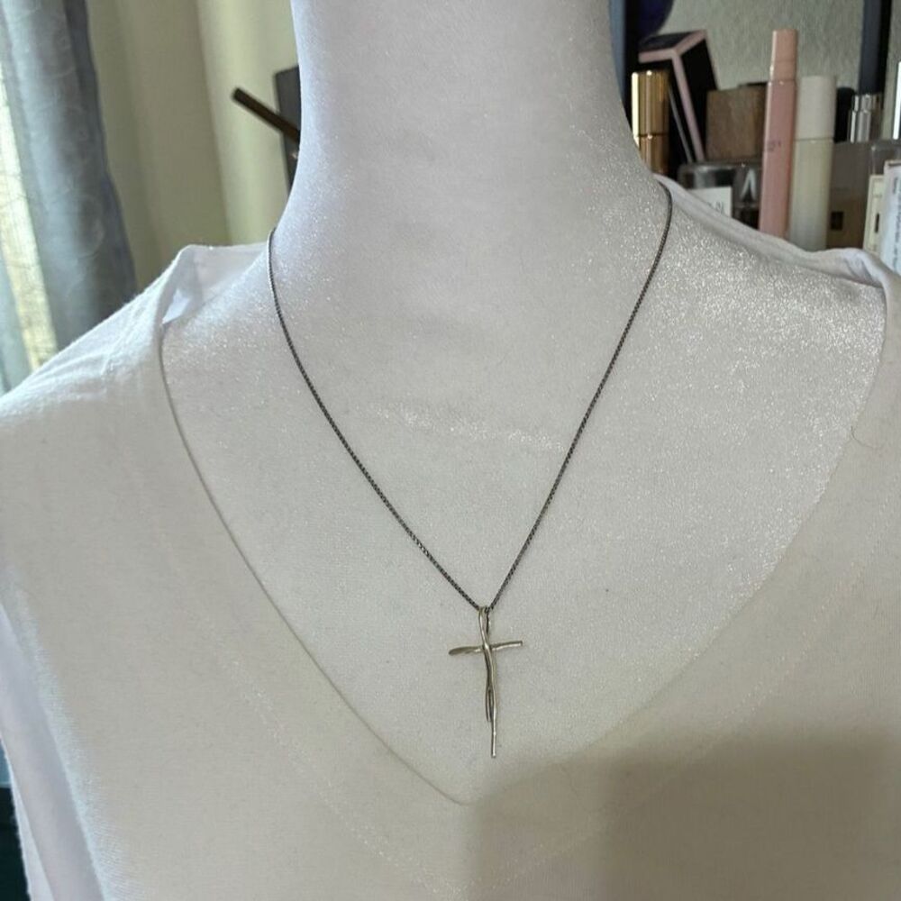Silpada Sterling Silver Cross Pendant Necklace